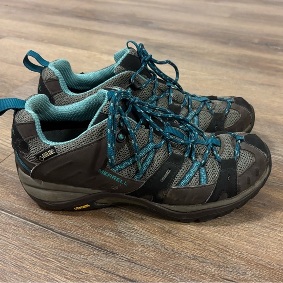 Women’s Merrell Trail / Hiking Shoes | Goretex | Size 8.5 - Picture 1 of 7